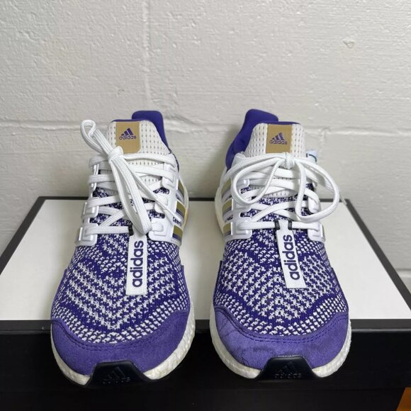 Adidas HQ5867 Ultra Boost 1.0 Washington Huskies White Purple Sneaker Men's 7.5 - Picture 3 of 10